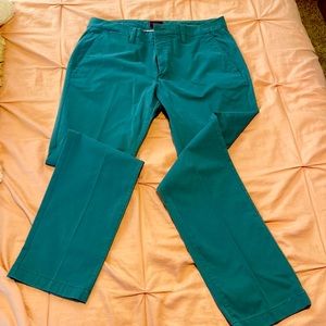 Mens untuckit pants
